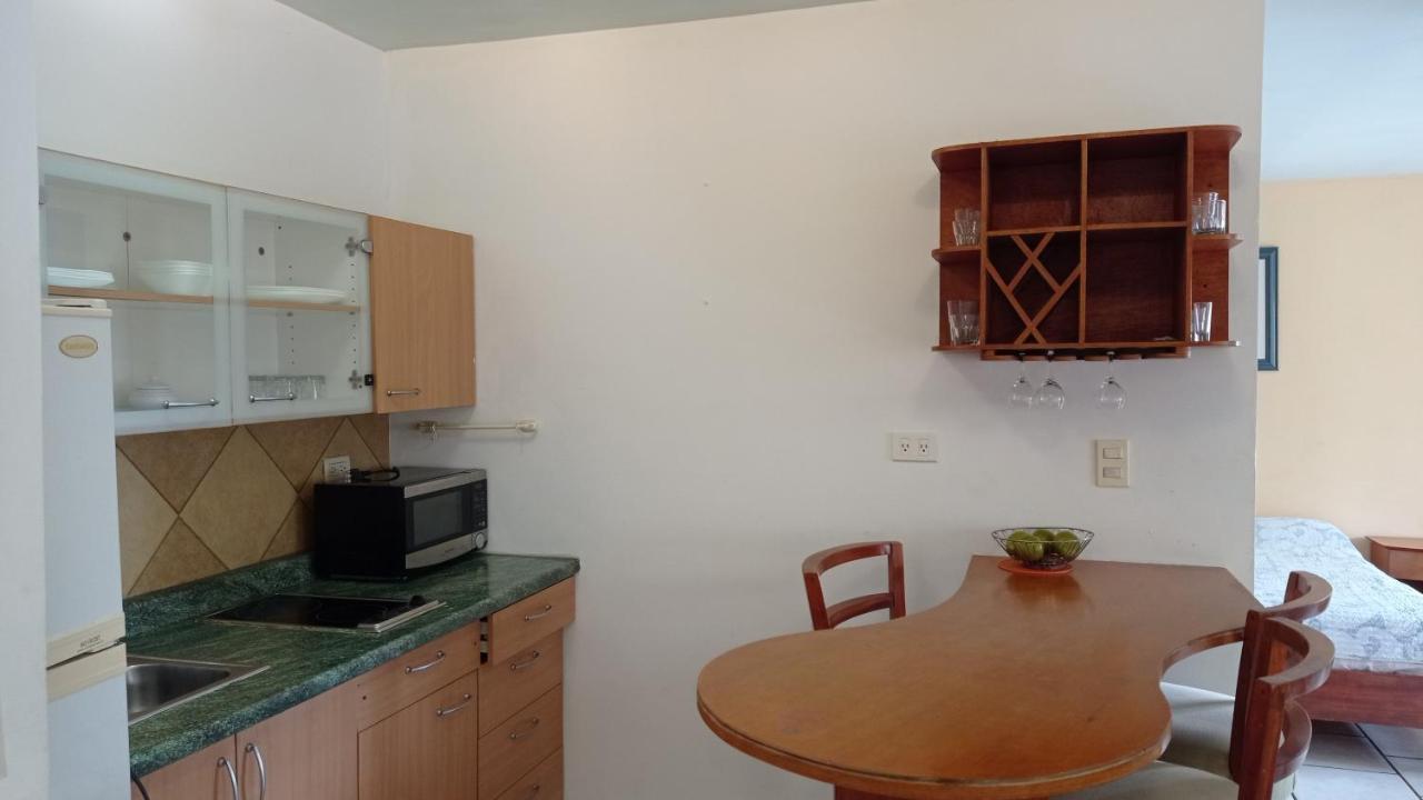 Confort Ejecutivo Suites Lindavista Guadalupe  Extérieur photo