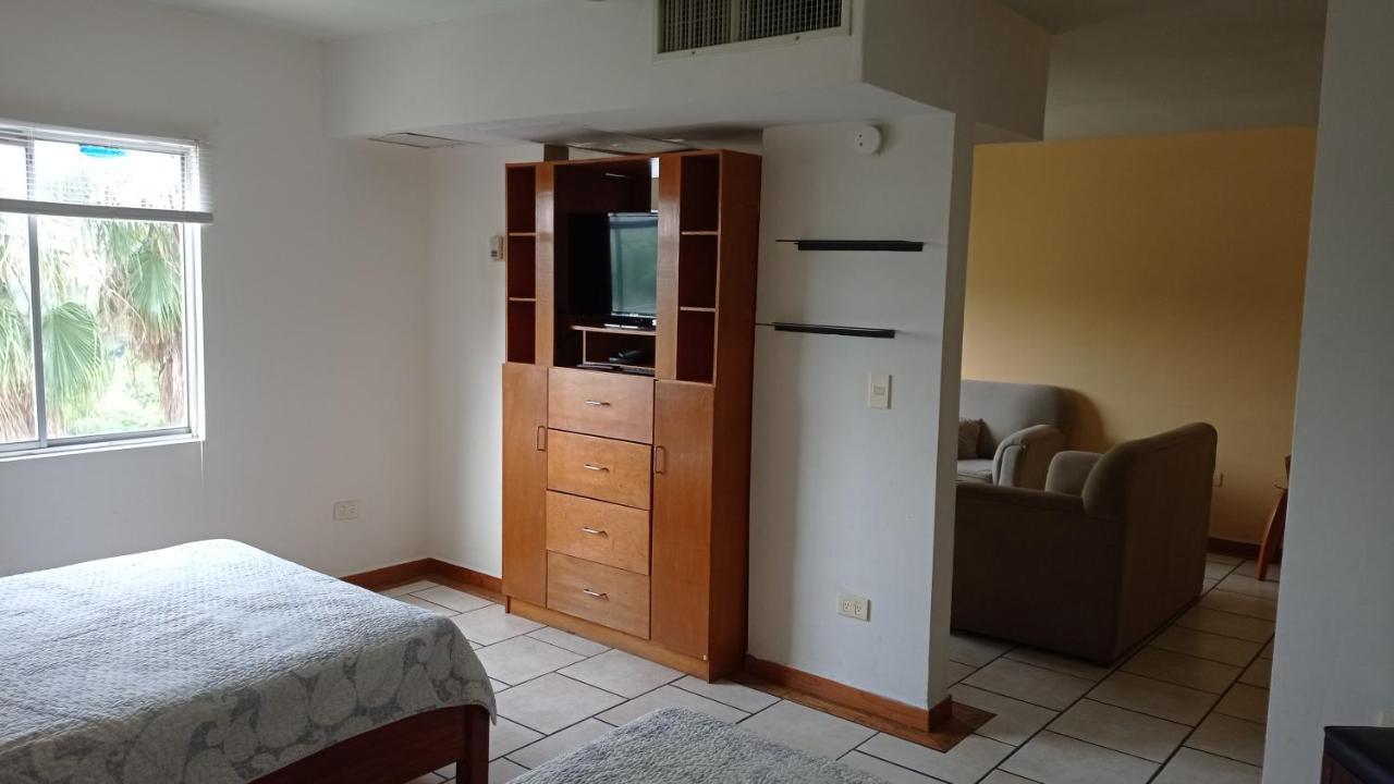 Confort Ejecutivo Suites Lindavista Guadalupe  Extérieur photo